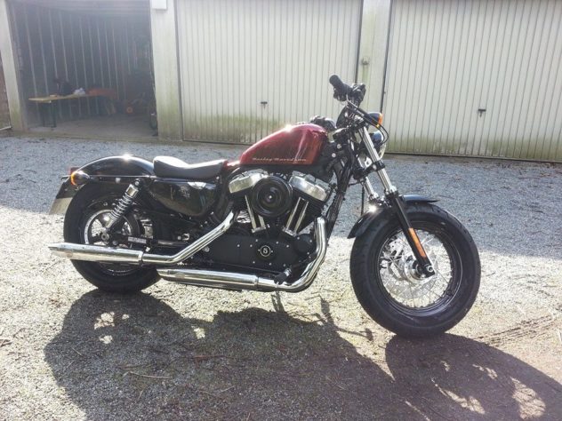 HARLEY SPORTSTER FORTY EIGHT